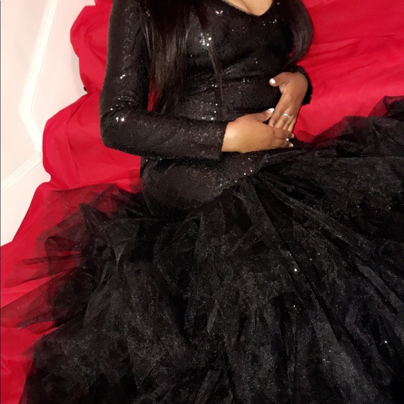 Sequins & Toulle Evening Gown -Black - Picture 5 of 7